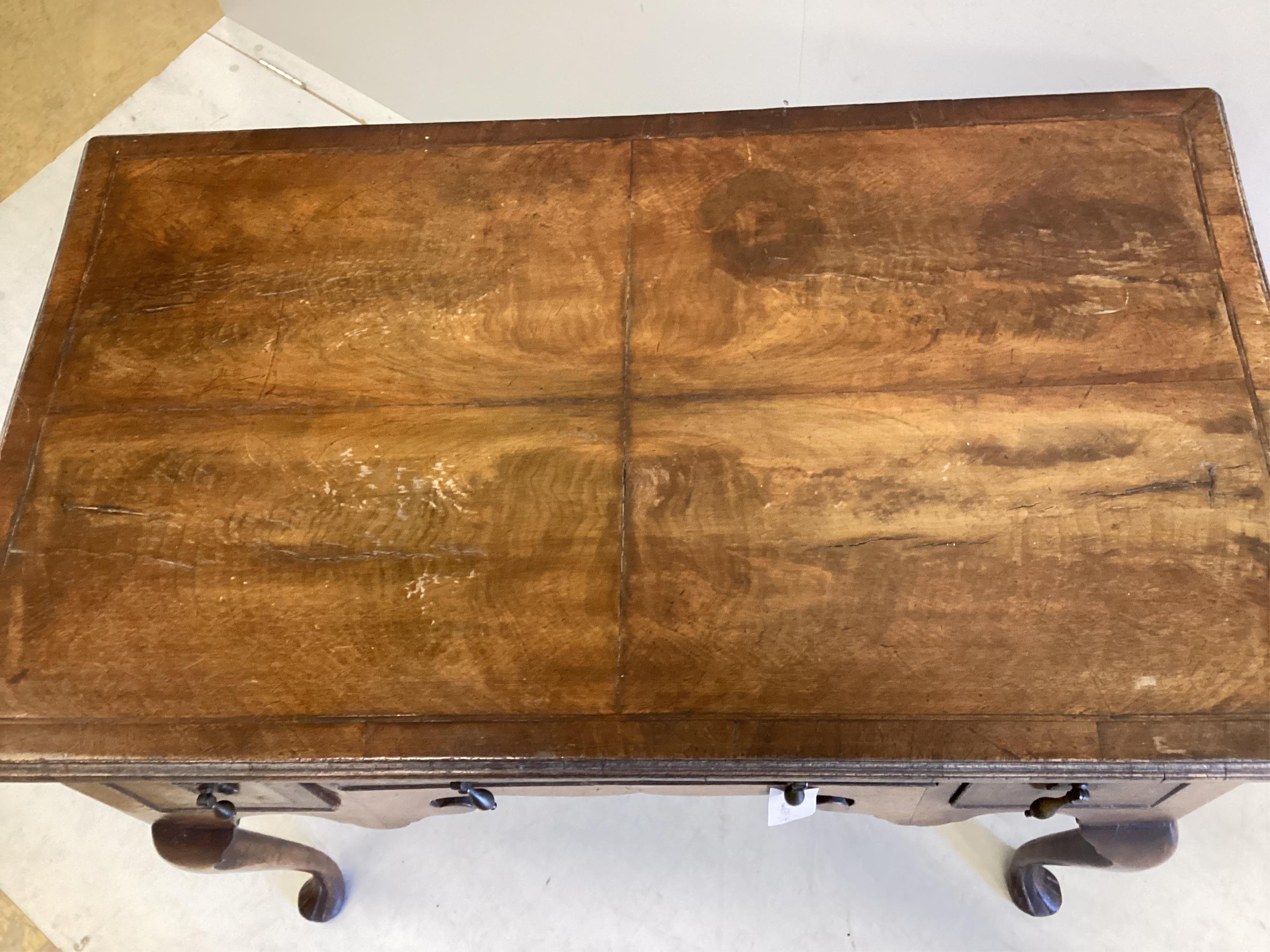 A Queen Anne style walnut lowboy, width 91cm, depth 53cm, height 75cm
